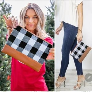 NWT Buffalo Plaid & Faux Leather Wristlet Clutch!